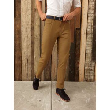 MEN'S PERFORMANCE CHINO JEANS
