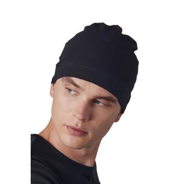 SPORTY FITTED BEANIE