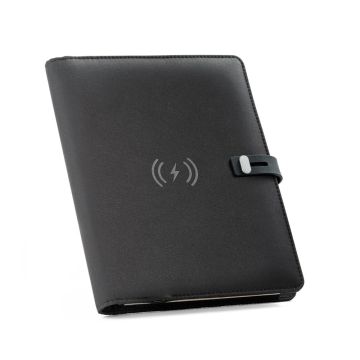 EMERGE A5 FOLDER. Mapa A5 din 300D poliester reciclat (100% rPET) cu încărcător wireless încorporat - Negru