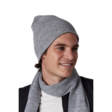 KNITTED BEANIE