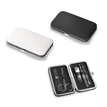 DIAZ. Five-piece manicure set